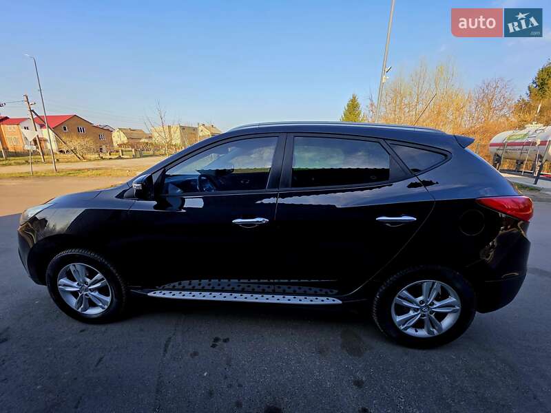 Внедорожник / Кроссовер Hyundai ix35 2010 в Самборе фото 9 Внедорожник / Кроссовер Hyundai ix35 2010 в Самборе