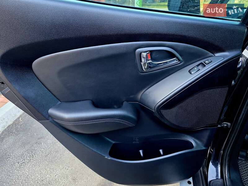 Внедорожник / Кроссовер Hyundai ix35 2010 в Самборе фото 18 Внедорожник / Кроссовер Hyundai ix35 2010 в Самборе