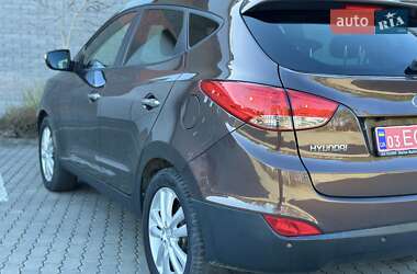 Позашляховик / Кросовер Hyundai ix35 2012 в 