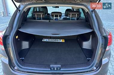 Позашляховик / Кросовер Hyundai ix35 2012 в 