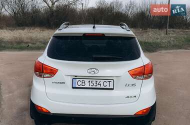 Позашляховик / Кросовер Hyundai ix35 2010 в 