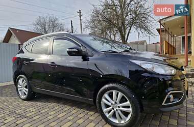 Внедорожник / Кроссовер Hyundai ix35 2012 в 