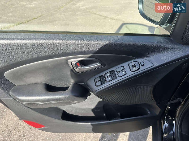 Позашляховик / Кросовер Hyundai ix35 2013 в Шептицькому фото 15 Позашляховик / Кросовер Hyundai ix35 2013 в Шептицькому