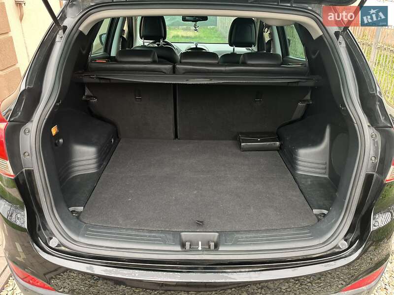 Позашляховик / Кросовер Hyundai ix35 2011 в Івано-Франківську