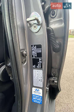 Внедорожник / Кроссовер Hyundai ix35 2013 в 