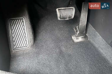 Внедорожник / Кроссовер Hyundai ix35 2011 в 