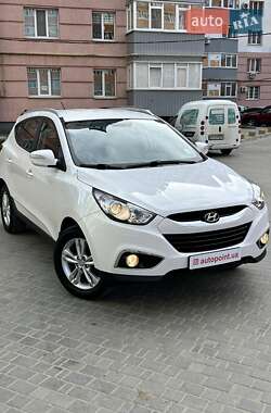 Внедорожник / Кроссовер Hyundai ix35 2013 в 
