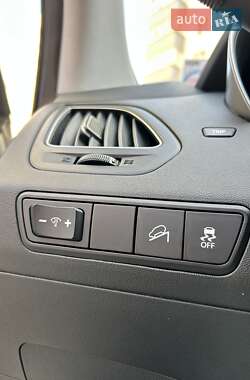 Внедорожник / Кроссовер Hyundai ix35 2013 в 