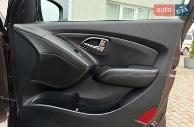 Внедорожник / Кроссовер Hyundai ix35 2014 в 