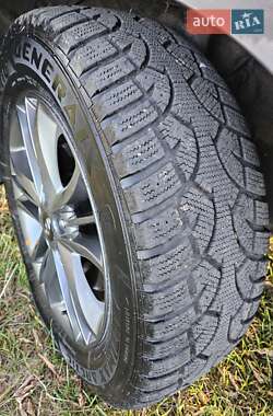 Внедорожник / Кроссовер Hyundai ix35 2013 в 