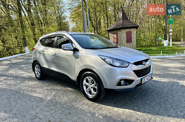 Внедорожник / Кроссовер Hyundai ix35 2010 в 