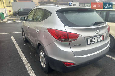 Позашляховик / Кросовер Hyundai ix35 2011 в 