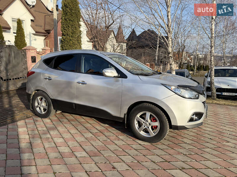 Внедорожник / Кроссовер Hyundai ix35 2012 в Черновцах