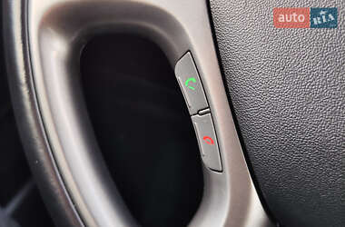Позашляховик / Кросовер Hyundai ix35 2014 в 