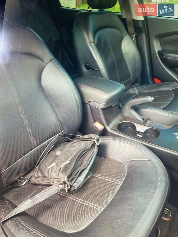 Позашляховик / Кросовер Hyundai ix35 2013 в Дніпрі