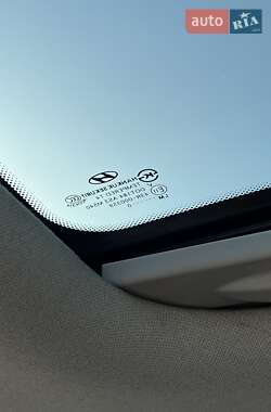 Внедорожник / Кроссовер Hyundai ix35 2011 в 