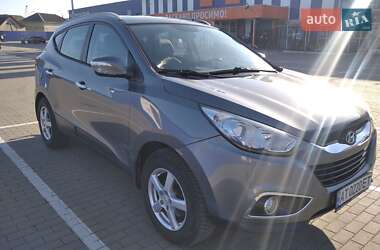 Внедорожник / Кроссовер Hyundai ix35 2011 в 