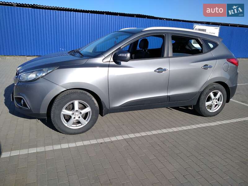 Позашляховик / Кросовер Hyundai ix35 2011 в Калуші