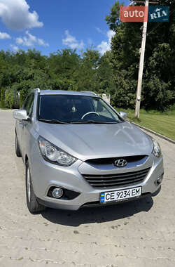 Внедорожник / Кроссовер Hyundai ix35 2010 в Черновцах