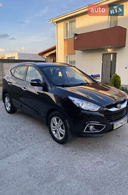 Внедорожник / Кроссовер Hyundai ix35 2010 в 