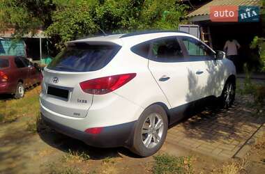 Позашляховик / Кросовер Hyundai ix35 2012 в 