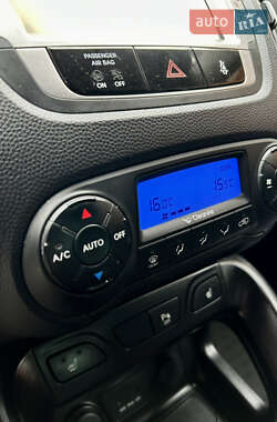 Позашляховик / Кросовер Hyundai ix35 2013 в 