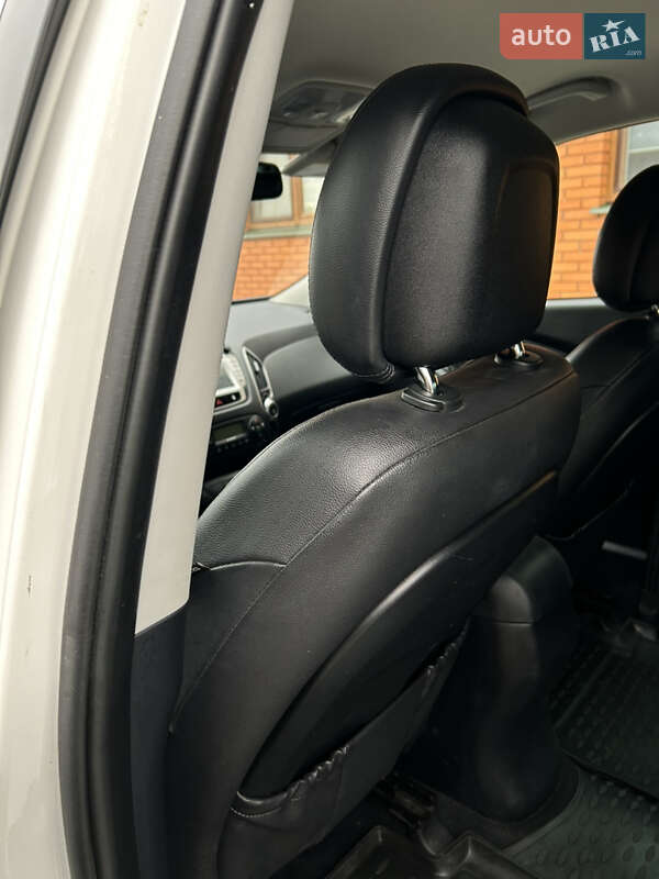 Внедорожник / Кроссовер Hyundai ix35 2013 в Ковеле