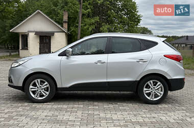 Позашляховик / Кросовер Hyundai ix35 2011 в 