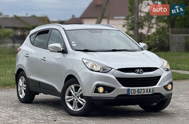 Позашляховик / Кросовер Hyundai ix35 2011 в 