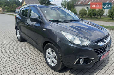 Позашляховик / Кросовер Hyundai ix35 2010 в 