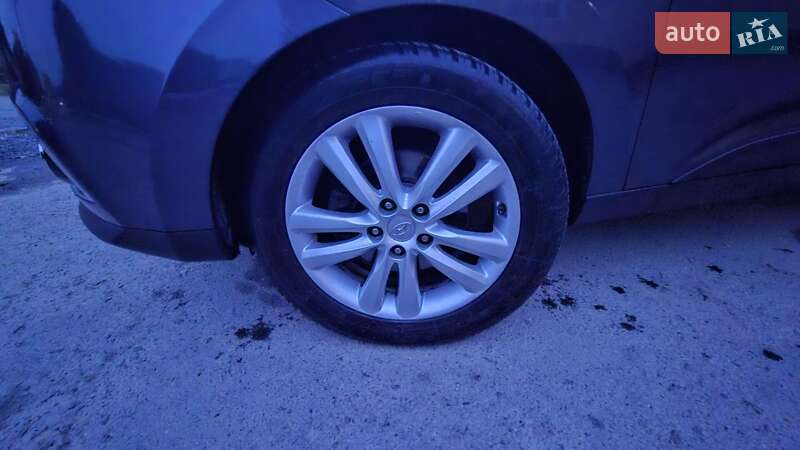 Позашляховик / Кросовер Hyundai ix35 2011 в Радивиліві