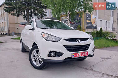 Внедорожник / Кроссовер Hyundai ix35 2012 в 