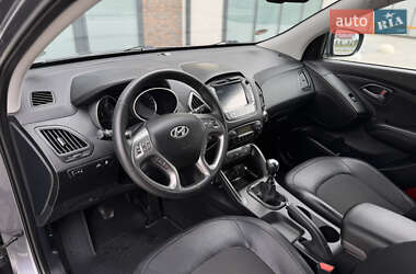 Внедорожник / Кроссовер Hyundai ix35 2014 в 