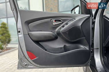 Внедорожник / Кроссовер Hyundai ix35 2014 в 