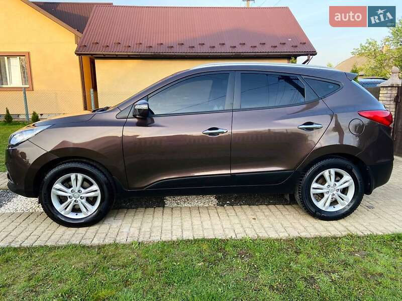 Внедорожник / Кроссовер Hyundai ix35 2013 в Калуше