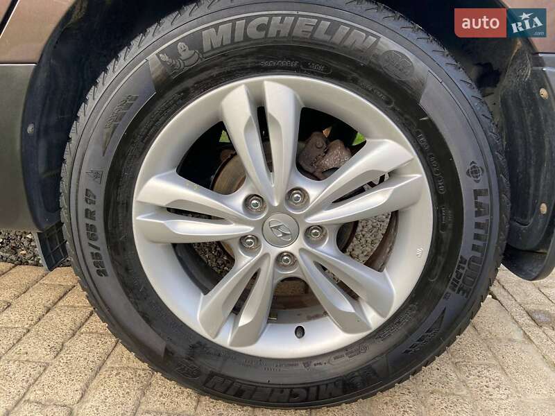 Внедорожник / Кроссовер Hyundai ix35 2013 в Калуше