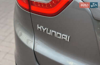 Внедорожник / Кроссовер Hyundai ix35 2014 в 
