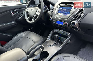 Внедорожник / Кроссовер Hyundai ix35 2014 в 