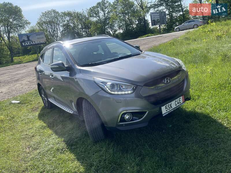 Внедорожник / Кроссовер Hyundai ix35 2013 в Калуше