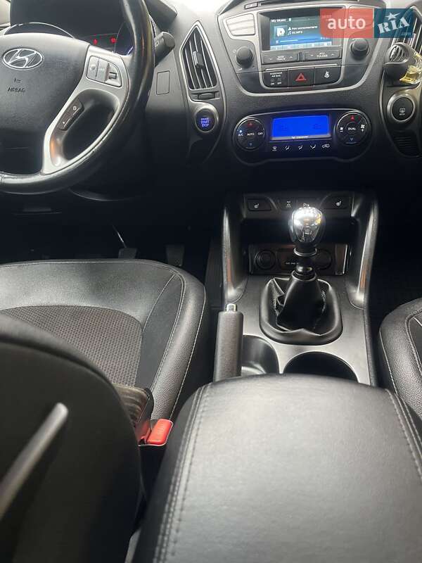 Внедорожник / Кроссовер Hyundai ix35 2013 в Калуше