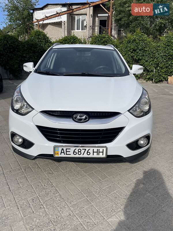 Внедорожник / Кроссовер Hyundai ix35 2011 в Днепре фото 2 Внедорожник / Кроссовер Hyundai ix35 2011 в Днепре