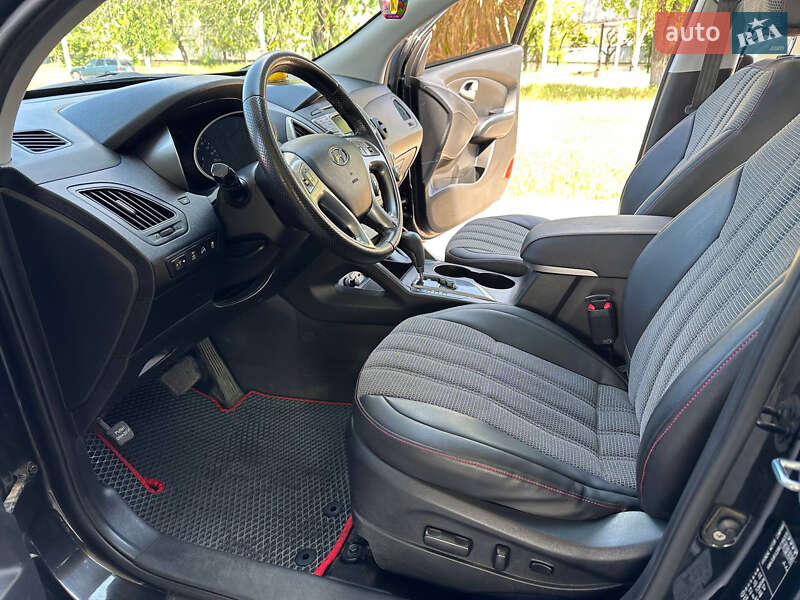 Позашляховик / Кросовер Hyundai ix35 2011 в Дніпрі
