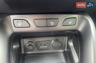 Внедорожник / Кроссовер Hyundai ix35 2014 в 