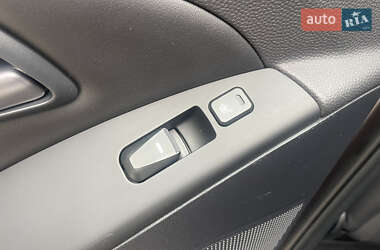 Внедорожник / Кроссовер Hyundai ix35 2014 в 