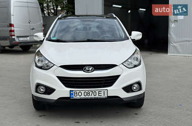 Позашляховик / Кросовер Hyundai ix35 2012 в 