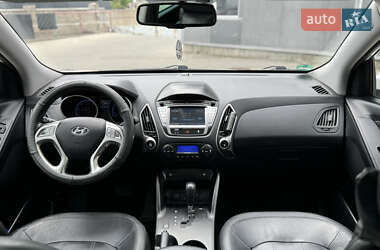 Позашляховик / Кросовер Hyundai ix35 2012 в 