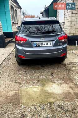 Позашляховик / Кросовер Hyundai ix35 2013 в 