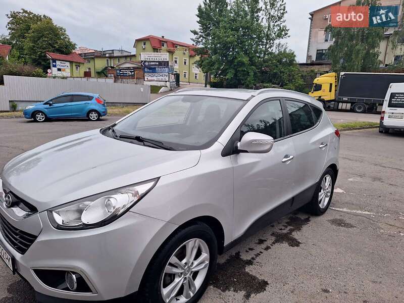 Внедорожник / Кроссовер Hyundai ix35 2013 в Львове