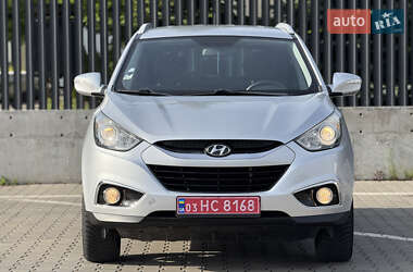 Внедорожник / Кроссовер Hyundai ix35 2011 в 