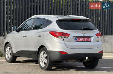 Внедорожник / Кроссовер Hyundai ix35 2011 в 